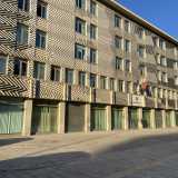 Su corso Vittorio Emanuele ecco invece il palazzo dell�Economia (ex sede della Standa)...

